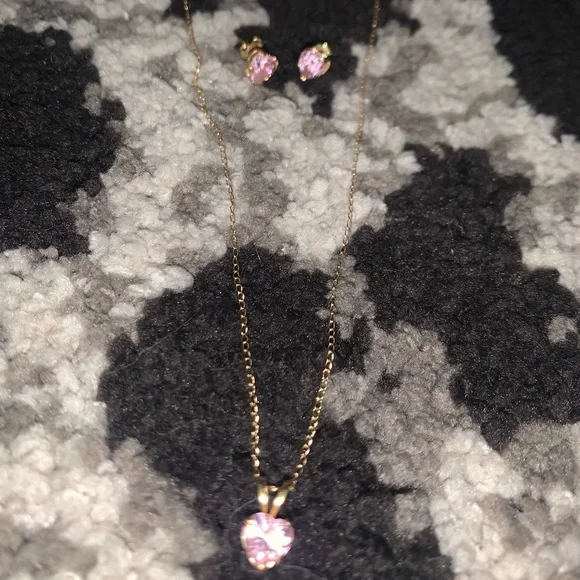 14K Gold pink heart set. - Picture 2 of 4